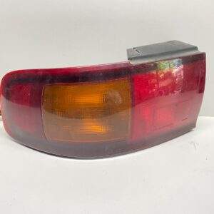 1995-1996 TOYOTA CAMRY REAR LEFT SIDE TAIL LIGHT LAMP OEM, 166-58504BL