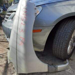 1996–2000 CHRYSLER VOYAGER FRONT RIGHT PASSENGER SIDE FENDER OEM, 110-02665