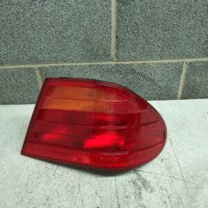 Nissan Sentra Right Side Tail Light
