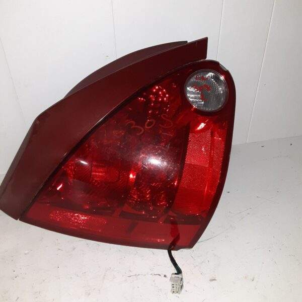 Nissan Maxima Rear Left Tail Light Quarter Mounted