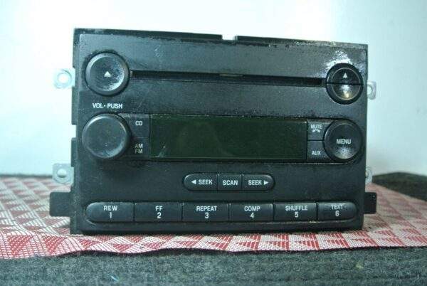 2005 FORD FIVER HUNDRED AUDIO RADIO CD PLAYER EQUPMENT RECEIVER OEM, 638-01816 - Image 3