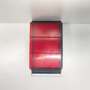 1985-1986 TOYOTA CAMRY REAR LEFT SIDE TAIL LIGHT LAMP OEM, 166-58141