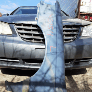 1992-1993 HYUNDAI ELANTRA FRONT LEFT DRIVER SIDE FENDER OEM, 110-58356L