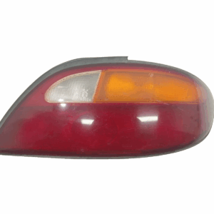 1996-1998 HYUNDAI ELANTRA RIGHT SIDE TAIL LIGHT QTR MOUNTED OEM, 166-58834