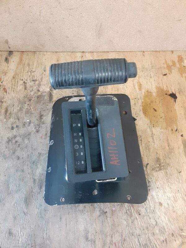 Jeep Cherokee Automatic Transmission Floor Gear Shifter