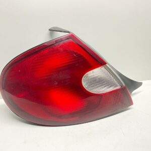 2000 - 2002 DODGE NEON REAR LEFT DRIVER SIDE TAIL LIGHT OEM, 166-01831