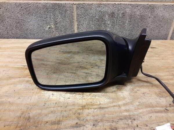 volvo-40-series-left-driver-power-side-view-mirror