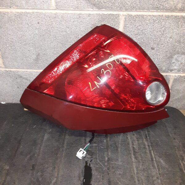 Nissan Maxima Rear Right Side Tail Light Quarter