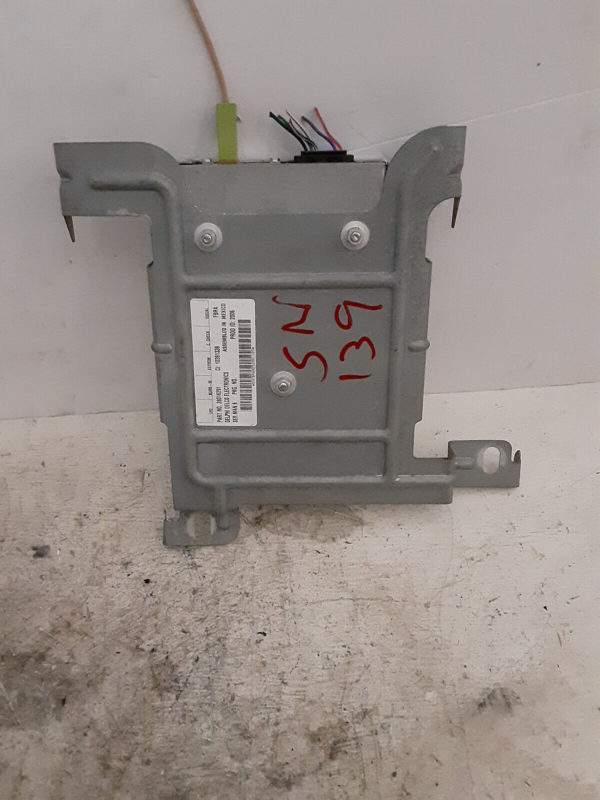 2006 CADILLAC SRX RADIO SATELLITE RECEIVER MODULE OEM, 638-02244 - Image 7