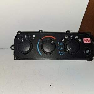 01-06 CHRYSLER SEBRING CONV AC HEAT TEMPERATURE CLIMATE CONTROL OEM, 655-00939
