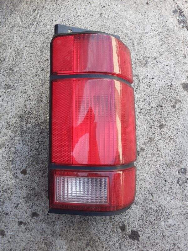 Ford Explorer Rear Right Side Tail Light