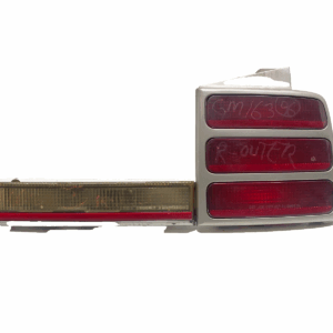 1991-1996 OLDSMOBILE CIERA REAR RIGHT PASSENGER SIDE TAIL LIGHT OEM, 166-01380B