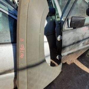 2004-2006 CHRYSLER PACIFICA FRONT RIGHT SIDE FENDER OEM, 110-00970