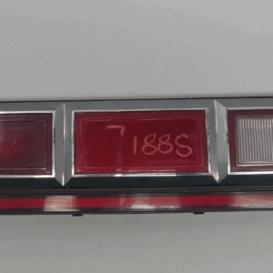 1983 DODGE 600 DRIVER LEFT SIDE TAIL LIGHT OEM, 166-01112L