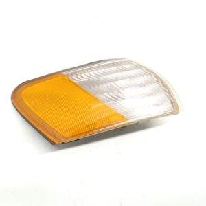 1992 - 1995 FORD TAURUS RIGHT SIDE CORNER /TURN SIGNAL LIGHT OEM, 116-03060R