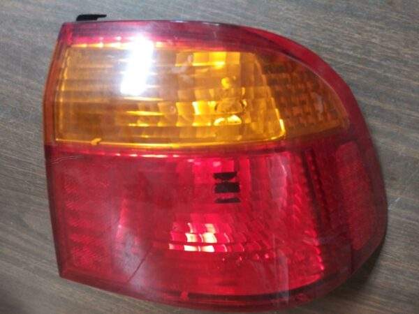 1999 - 2000 Honda Civic Rear Right Passenger Side Tail Light