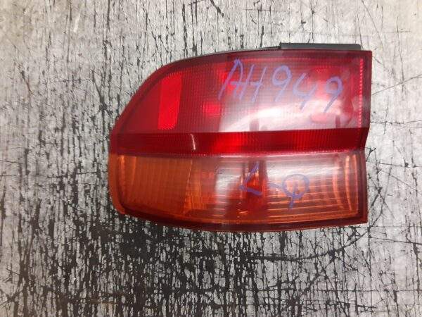 Honda Odyssey Left Side Tail Light Quarter Panel