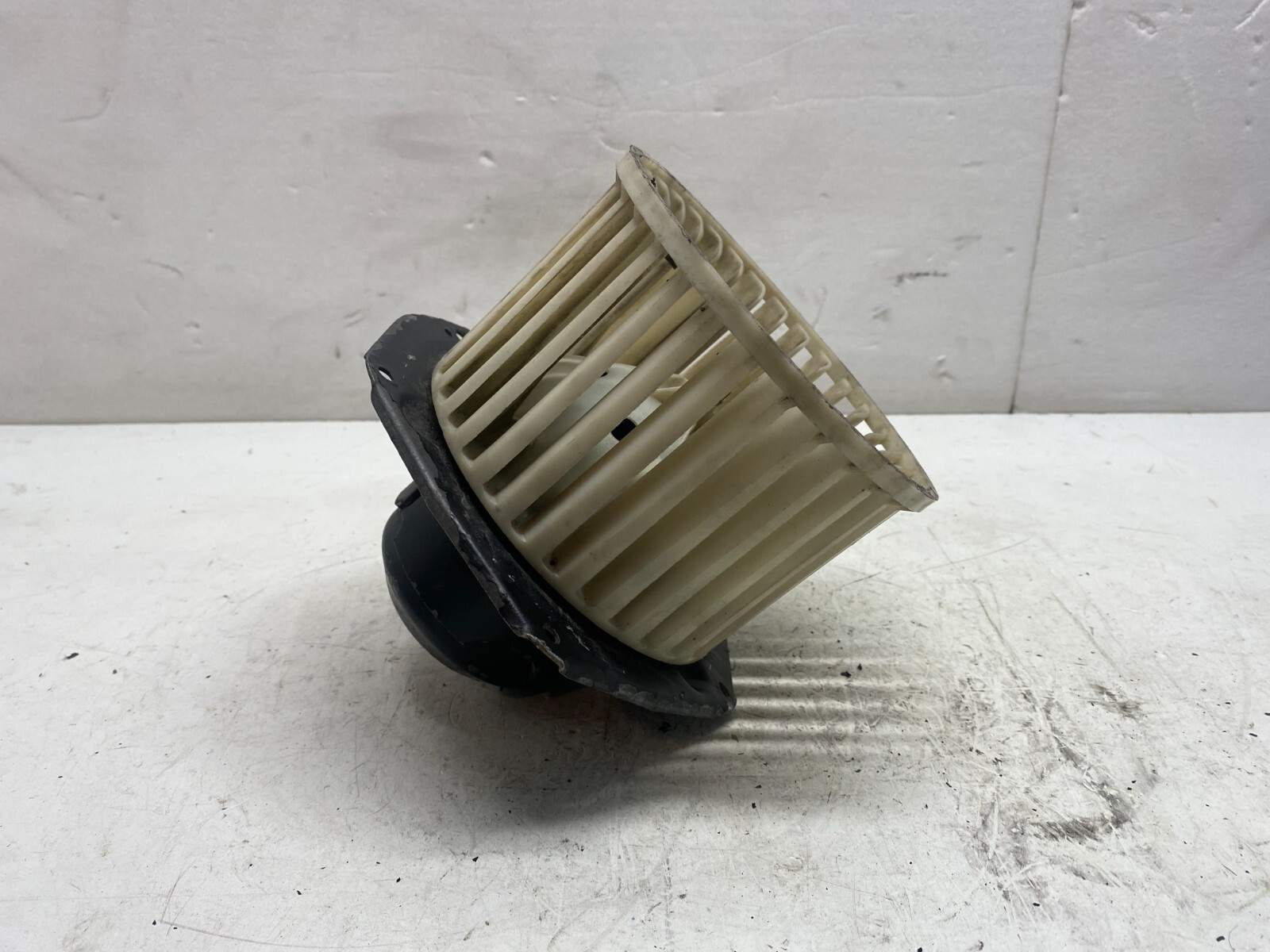 1985 BUICK PARK AVENUE BLOWER MOTOR OEM, 615-00326 - Image 7