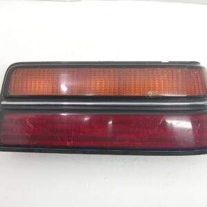 1989-1991 PONTIAC GRAND AM REAR RIGHT PASSENGER SIDE TAIL LIGHT OEM, 166-01381