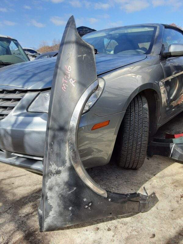 Mitsubishi Galant Front Right Side Fender