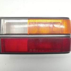 1983-1987 RENAULT ALLIANCE REAR RIGHT PASSENGER SIDE TAIL LIGHT OEM, 166-51320B