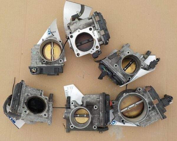 1989 - 1991 Ford Crown Victoria Throttle Body
