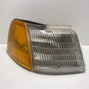 1989-1995 MERCURY COUGAR FRONT RIGHT SIDE TURN SIGNAL PARK LIGHT OEM, 116-00790