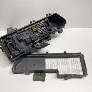 2000 VOLVO 80 SERIES ENGINE FUSE BOX OEM, 646-11051