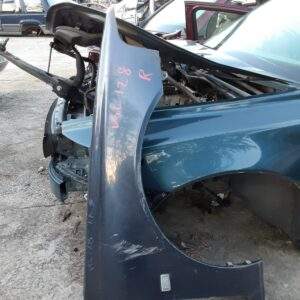 2001-2004 VOLVO 40 SERIES FRONT RIGHT PASSENGER SIDE FENDER OEM, 110-58914R