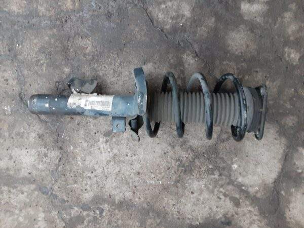 Volvo 40 Series Front Right Side Strut Spring