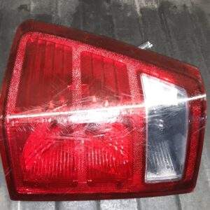 Jeep Jeep Grand Cherokee Rear Right Side Tail Light
