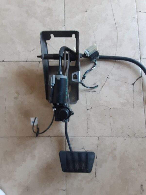 Jeep Grand Cherokee Brake Pedal Assembly