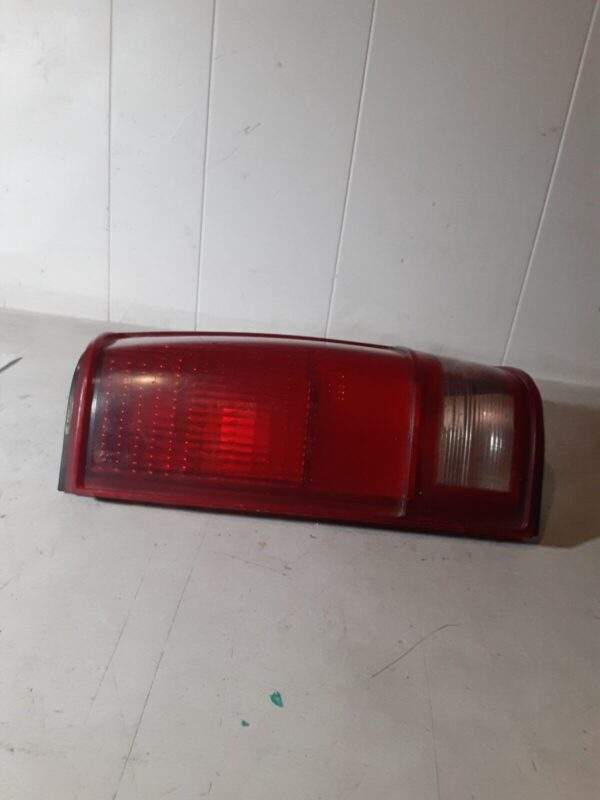 82 - 93 Chevrolet S10/S15 Sonoma Pickup Rear Right Side Tail Light