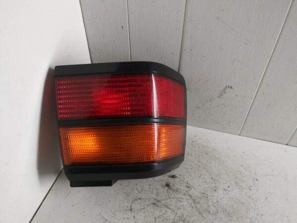Volkswagen Passat Left Side Tail Light Quarter Panel