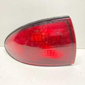 95-96 CHEVROLET CAVALIER REAR LEFT SIDE QTR MOUNTED TAIL LIGHT OEM, 166-01561BL