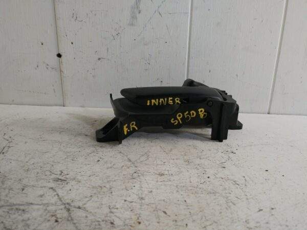 Toyota Avalon Front Right Side Interior Door Handle