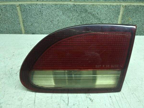 Chevrolet Cavalier Right Side Lid Mounted Tail Light