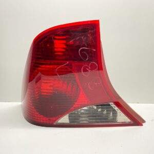 2002-2004 FORD FOCUS REAR DRIVER LEFT SIDE TAIL LIGHT LAMP OEM, 166-01855D