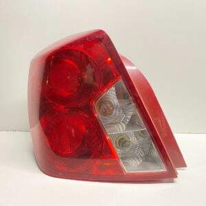 2004 - 2008 SUZUKI FORENZA LEFT DRIVER SIDE TAIL LIGHT LAMP OEM, 166-59759