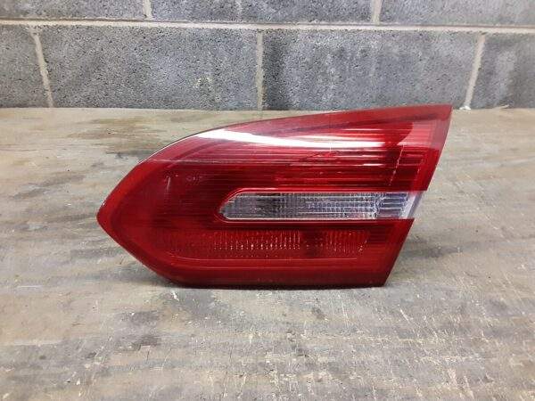 Ford Focus Right Side Tail Light Lid Mounted