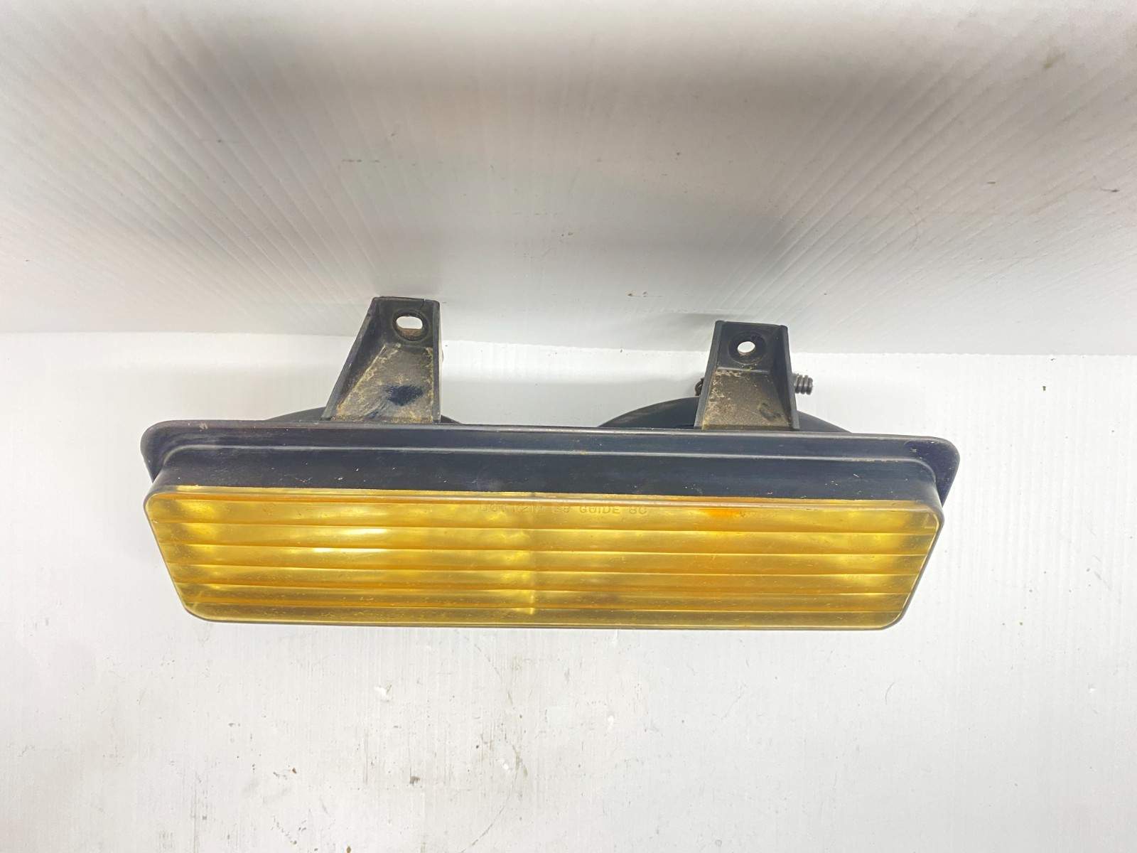 92-95 GMC VAN 2500 LEFT DRIVER CORNER/PARK LIGHT BELOW HEADLAMPS OEM, 116-00799 - Image 3