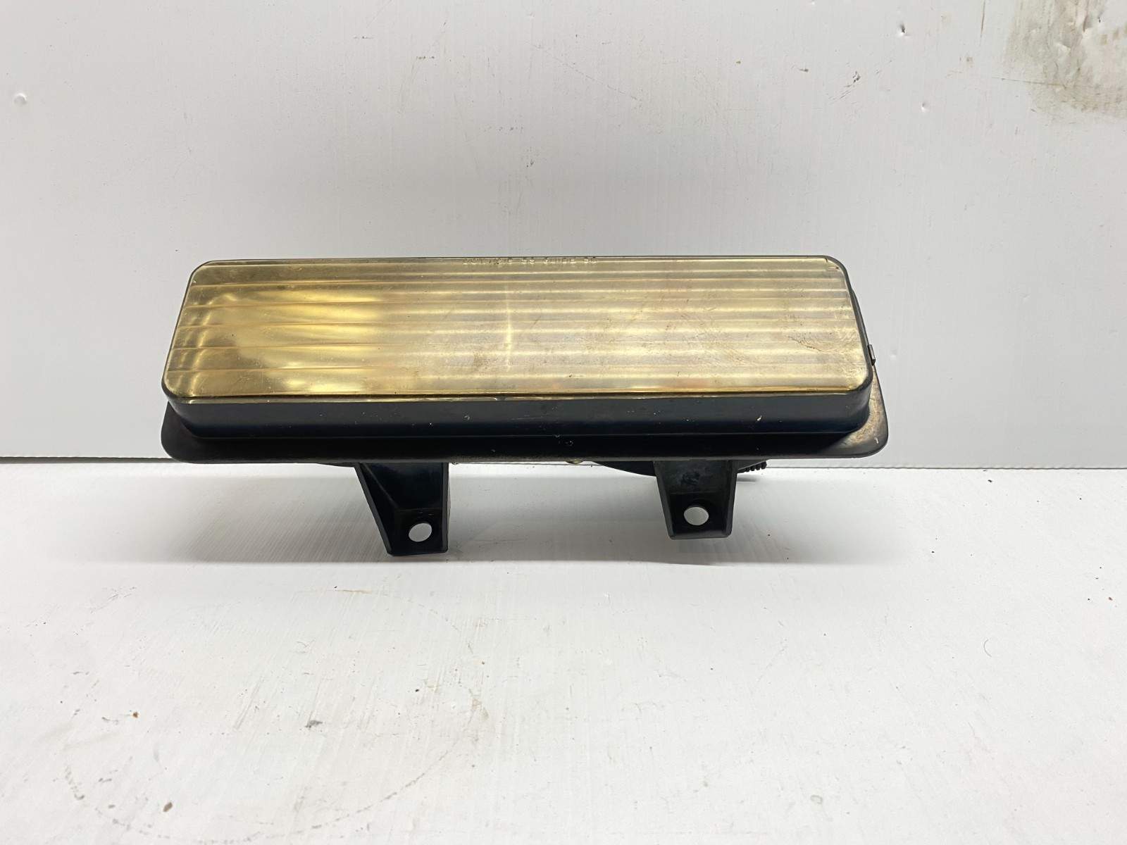 92-95 GMC VAN 2500 LEFT DRIVER CORNER/PARK LIGHT BELOW HEADLAMPS OEM, 116-00799 - Image 5