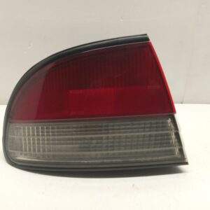 97-98 MITSUBISHI GALANT LEFT SIDE QTR PANEL MOUNTED TAIL LIGHT OEM, 166-58882L