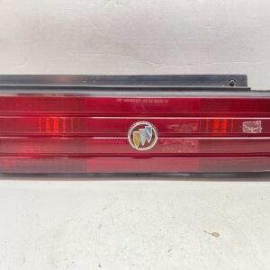 1982-1986 BUICK SKYHAWK REAR RIGHT PASSENGER SIDE TAIL LIGHT OEM, 166-01102B