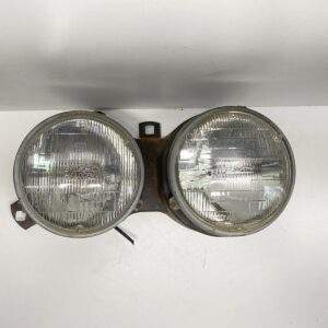 1985 BMW 318i FRONT RIGHT PASSENGER SIDE HEADLIGHT OEM, 114-58009