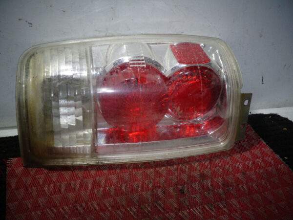 Ford Expedition Left Driver Side Tail Light
