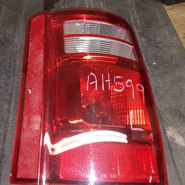 Dodge Caravan Rear Left Driver Side Tail Light