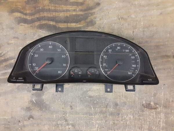 Volkswagen Jetta Speedometer Instrument Cluster