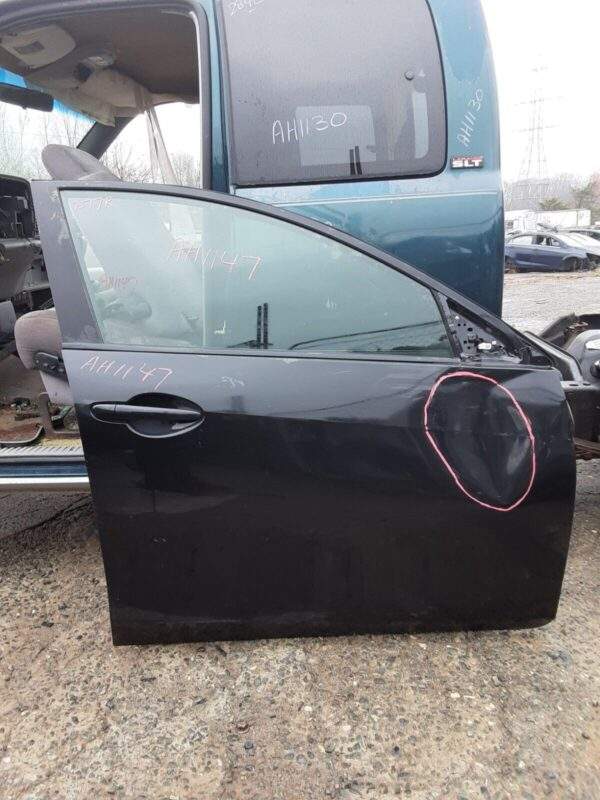 Mazda 3 Front Right Side Door