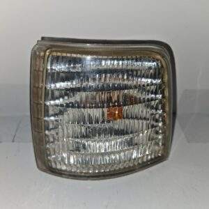 92-97 FORD PICKUP F-150 LEFT SIDE CORNER/PARK TURN SIGNAL LIGHT OEM, 116-03018